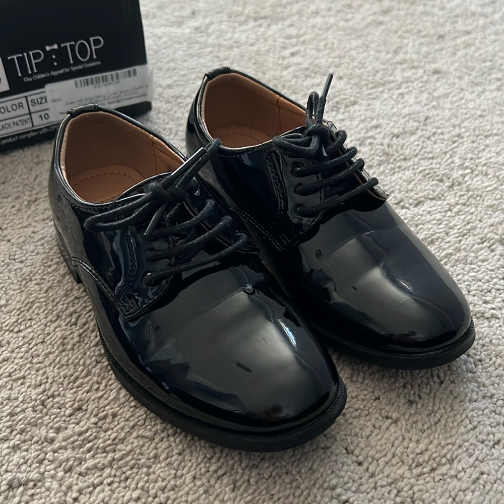 Black Patent leather little kid dress shoes size 10